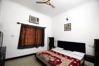 Hotel Mumtaz Inn, Agra 2